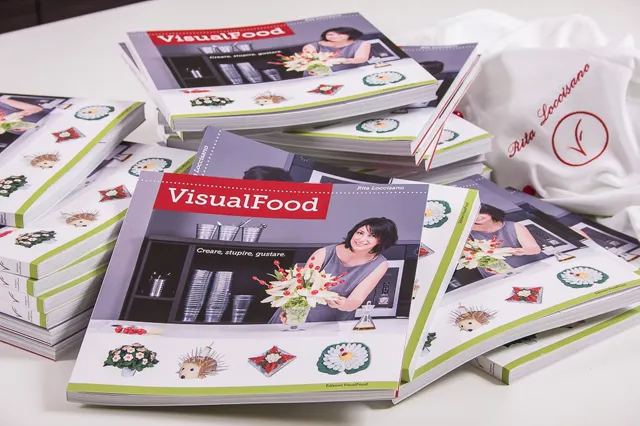Copertina del libro “Visualfood” di Rita Loccisano — 1